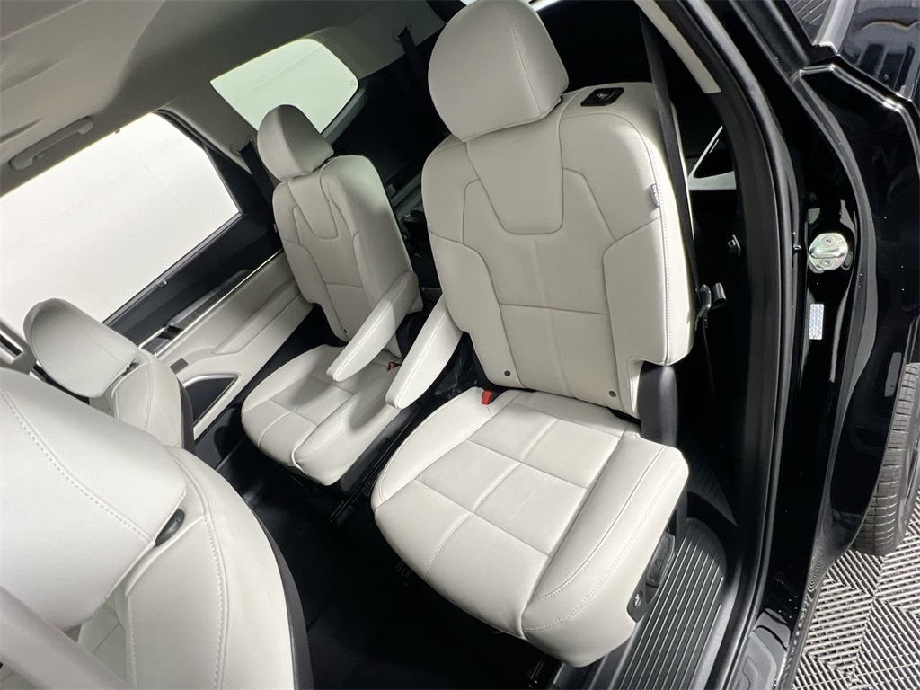 2025 Kia Telluride EX photo 26
