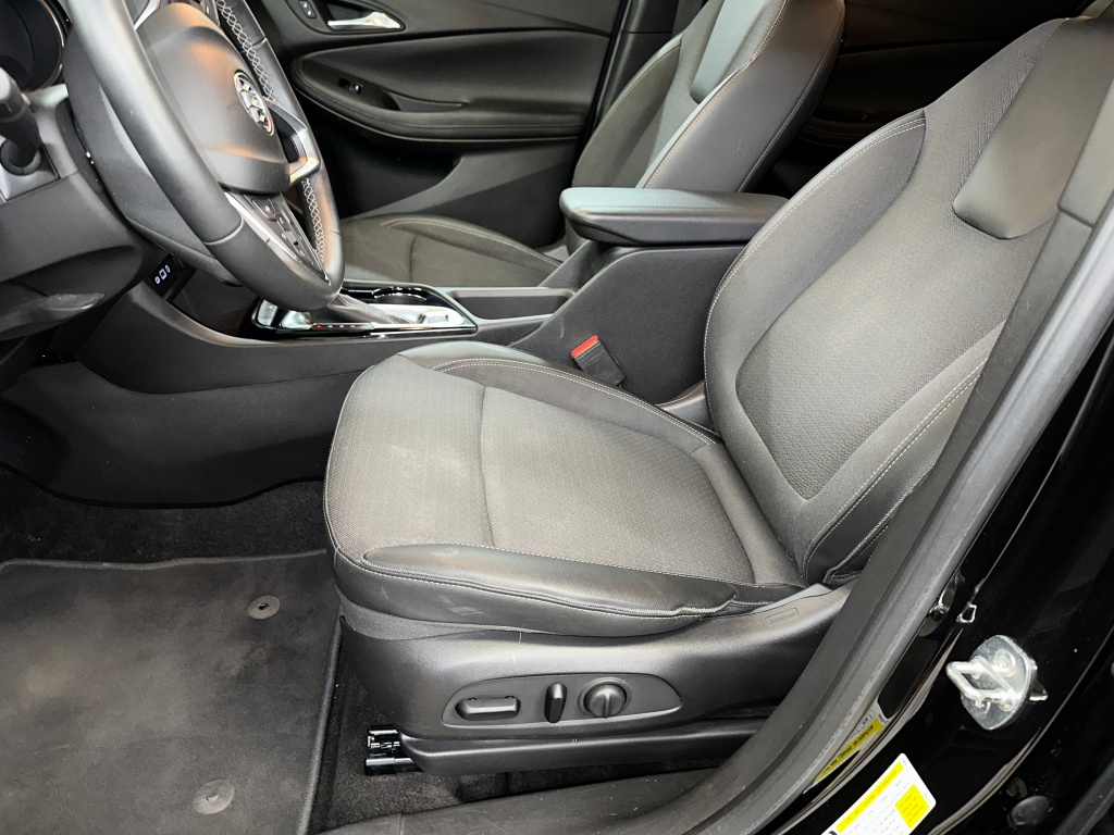 2023 Buick Encore GX Select photo 2