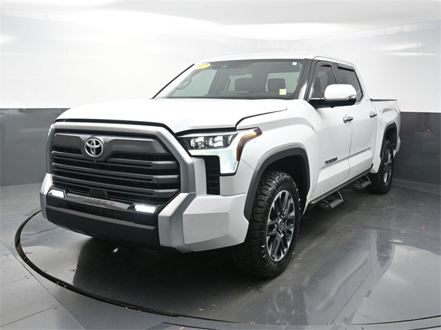 2022 Toyota Tundra Limited's photo