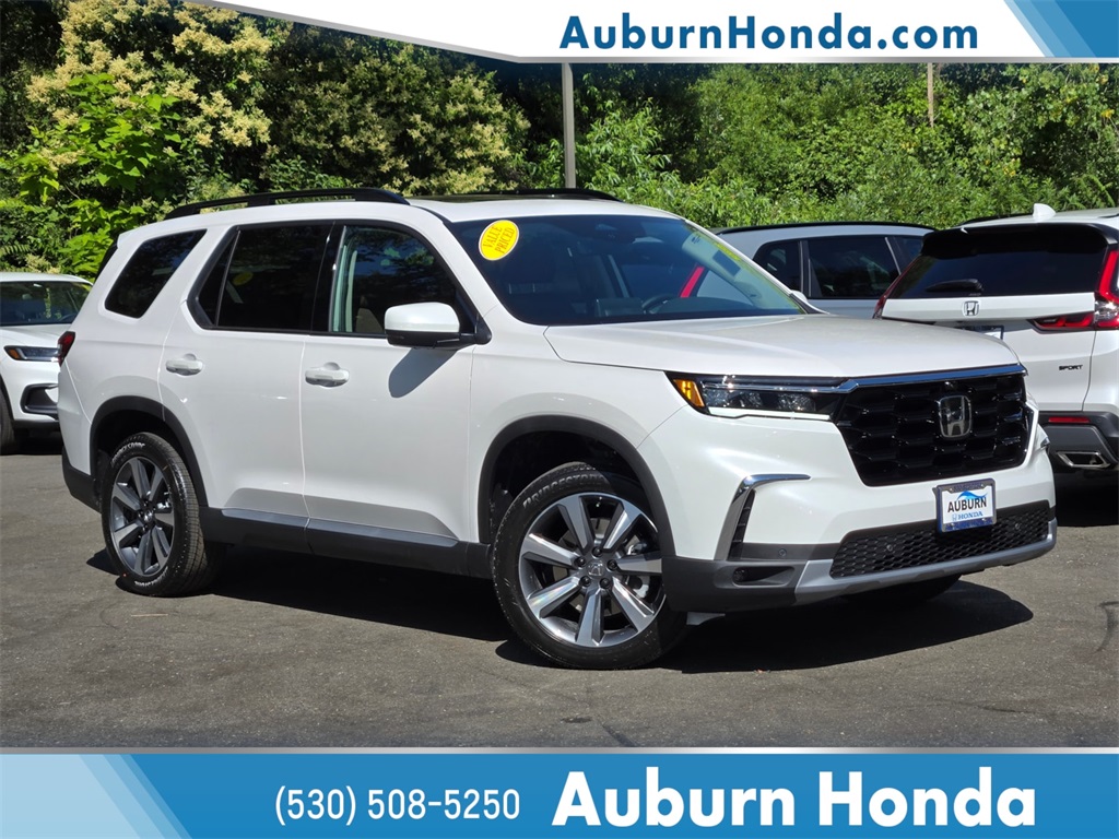 2025 Honda Pilot Elite's photo