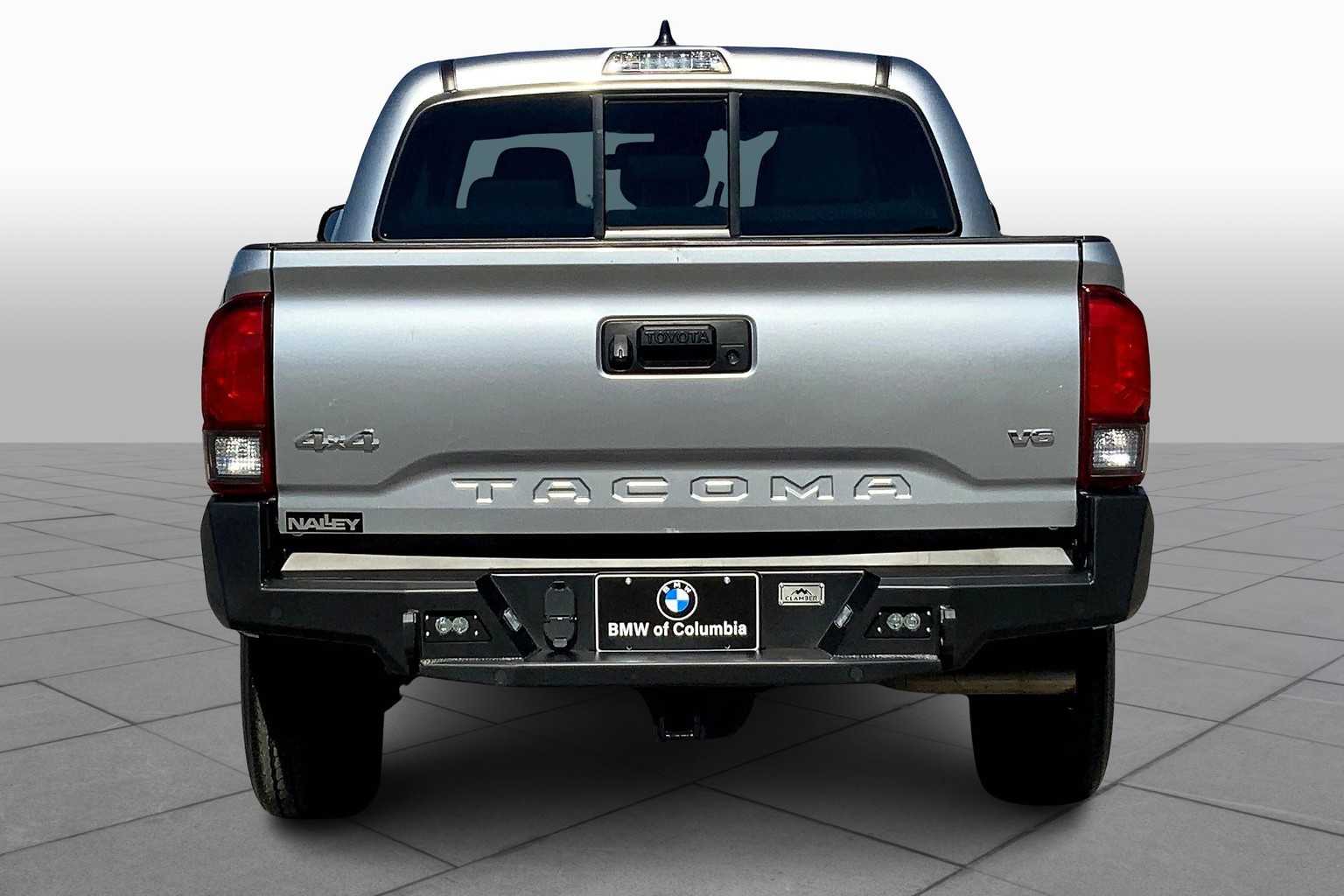 Image 3 of 2023 Toyota Tacoma SR 4WD CrewMAX