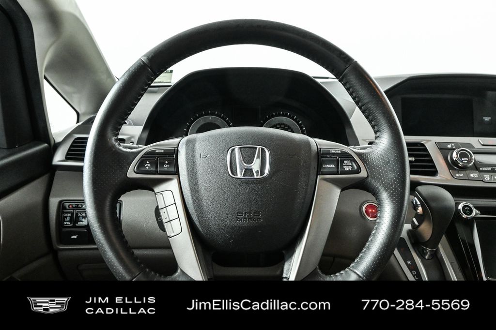 2016 Honda Odyssey EX-L photo 9