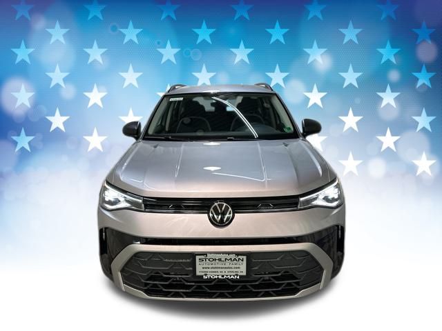 2025 Volkswagen Taos S photo 7