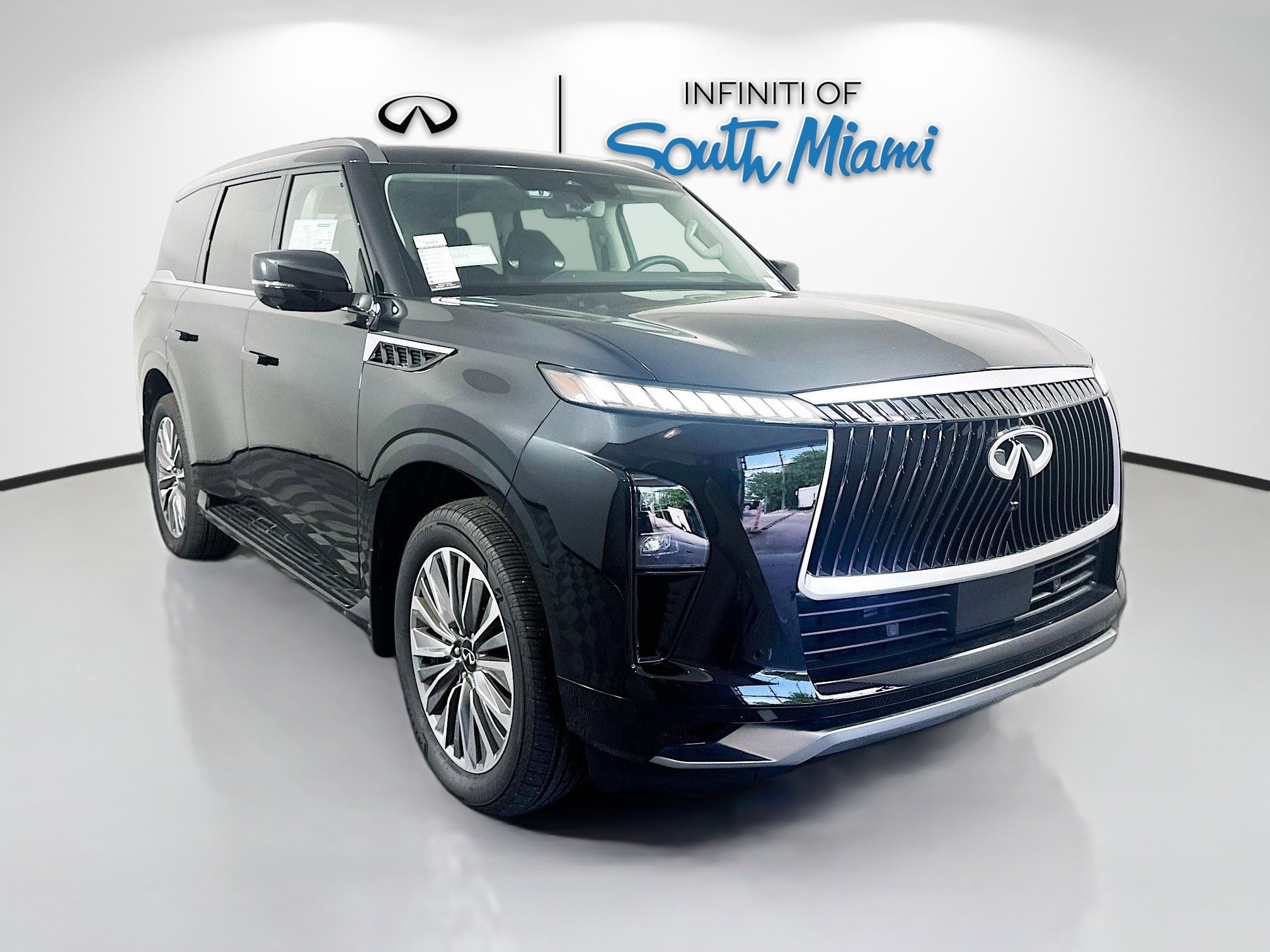 2025 INFINITI QX80 Sensory 4WD's photo