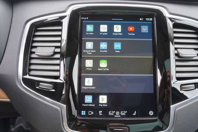 2024 Volvo XC90 B5 Plus photo 31