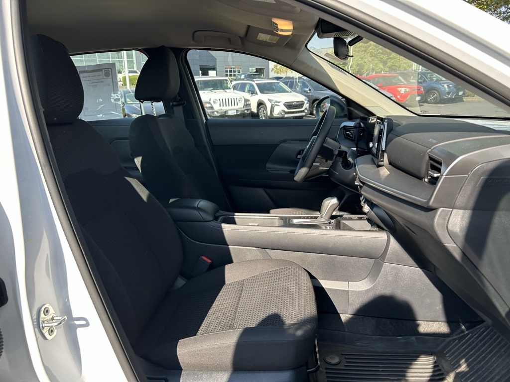 2025 Nissan Kicks S photo 26