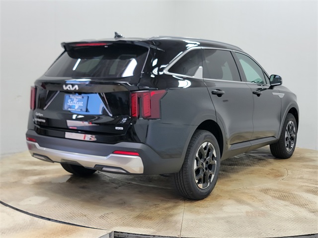 2025 Kia Sorento S photo 4