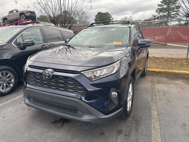 2020 Toyota RAV4 XLE's photo