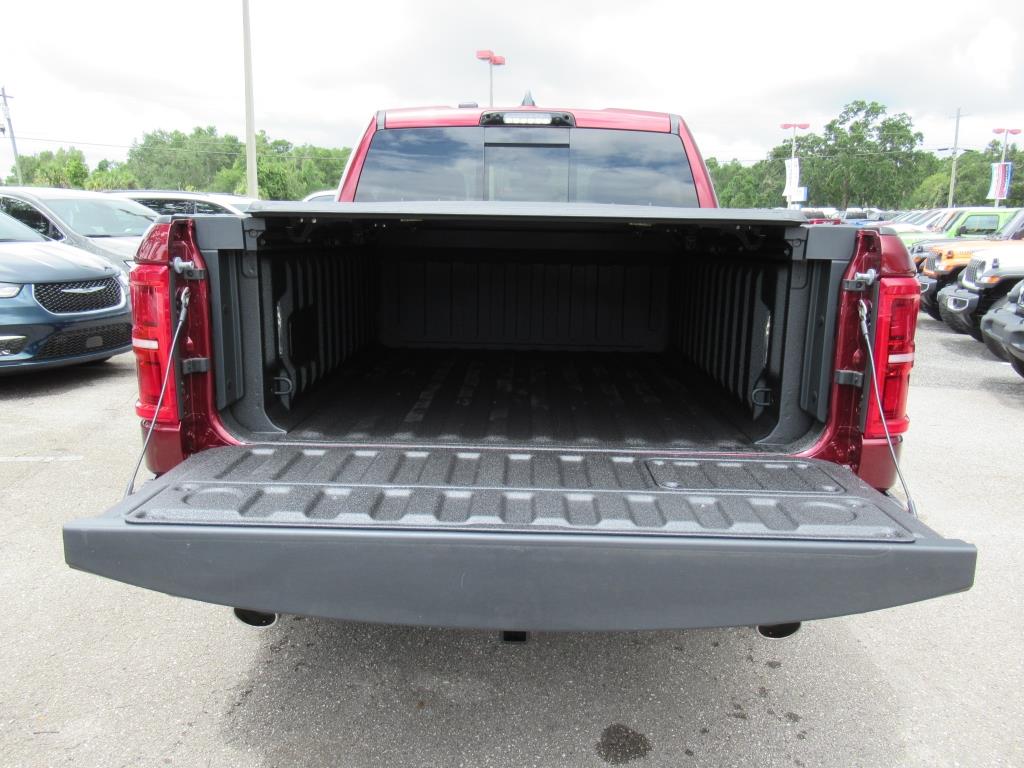2025 Ram 1500 photo 6