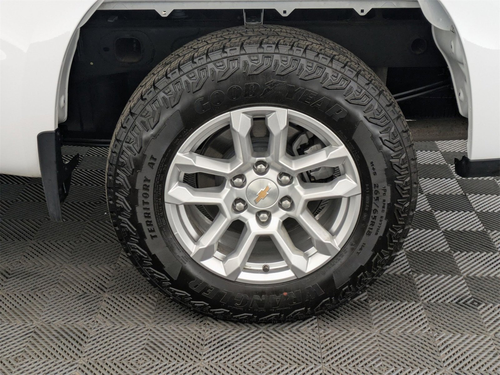 2025 Chevrolet Silverado 1500 LT photo 12