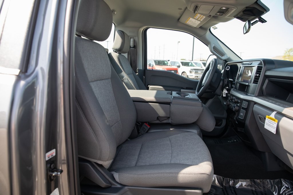 2025 Ford F-350 XL photo 21