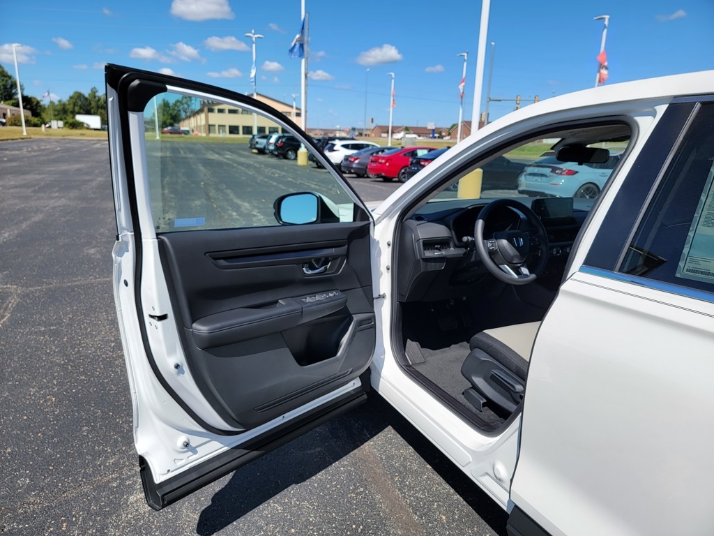 2026 Honda CR-V LX photo 16