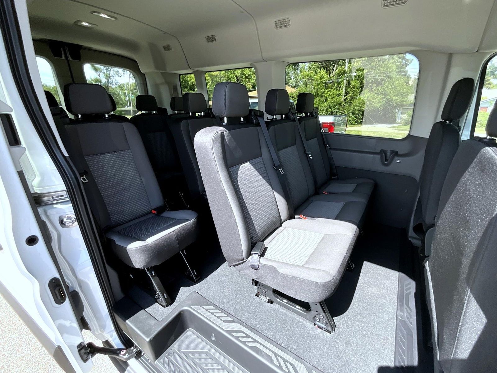 2025 Ford Transit Passenger XL photo 7