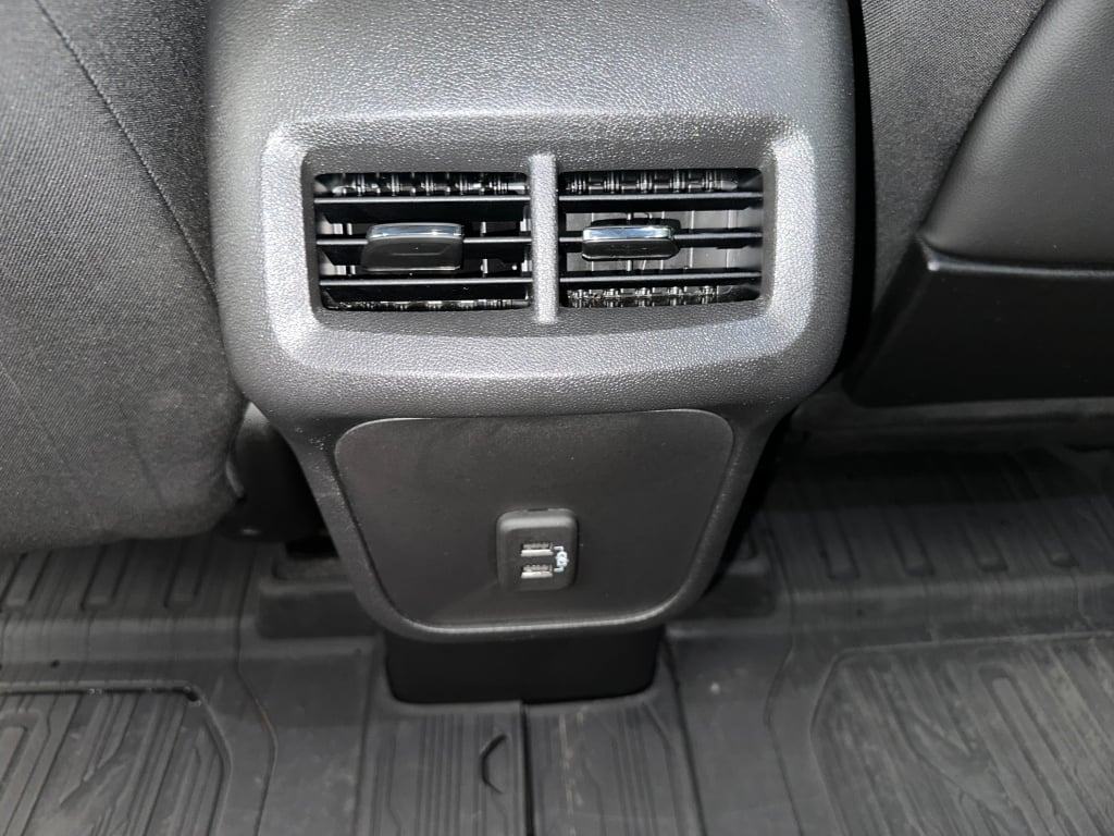 2022 Gmc Terrain SLE photo 2