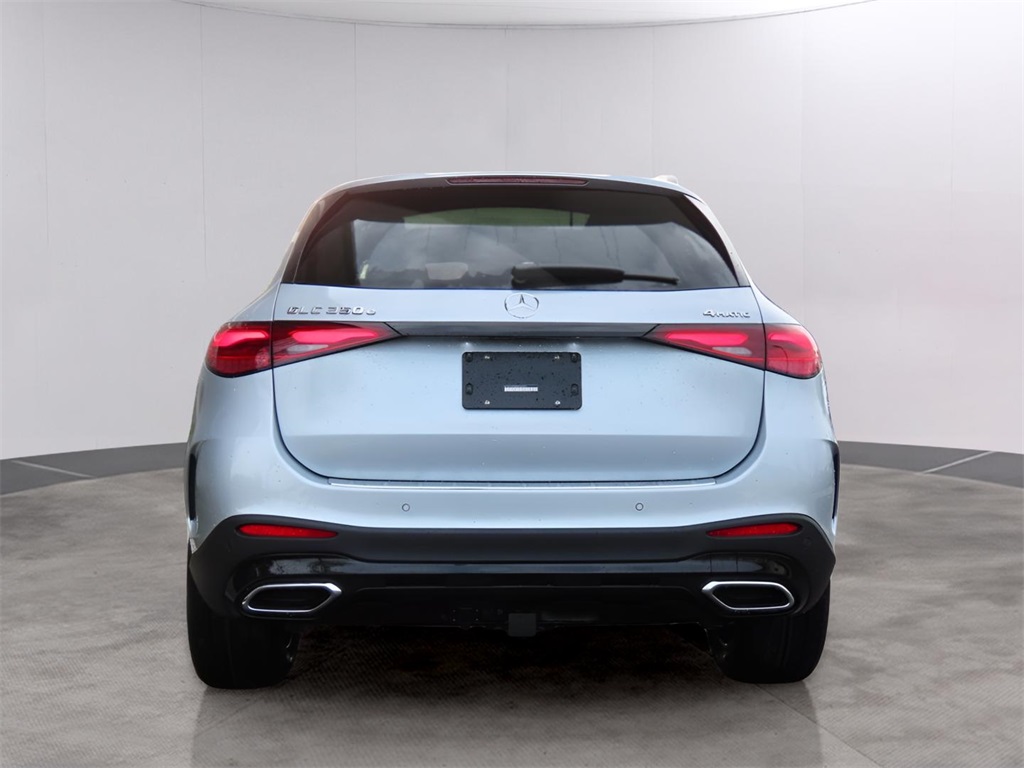 2025 Mercedes Benz GLC 350e 4MATIC photo 4