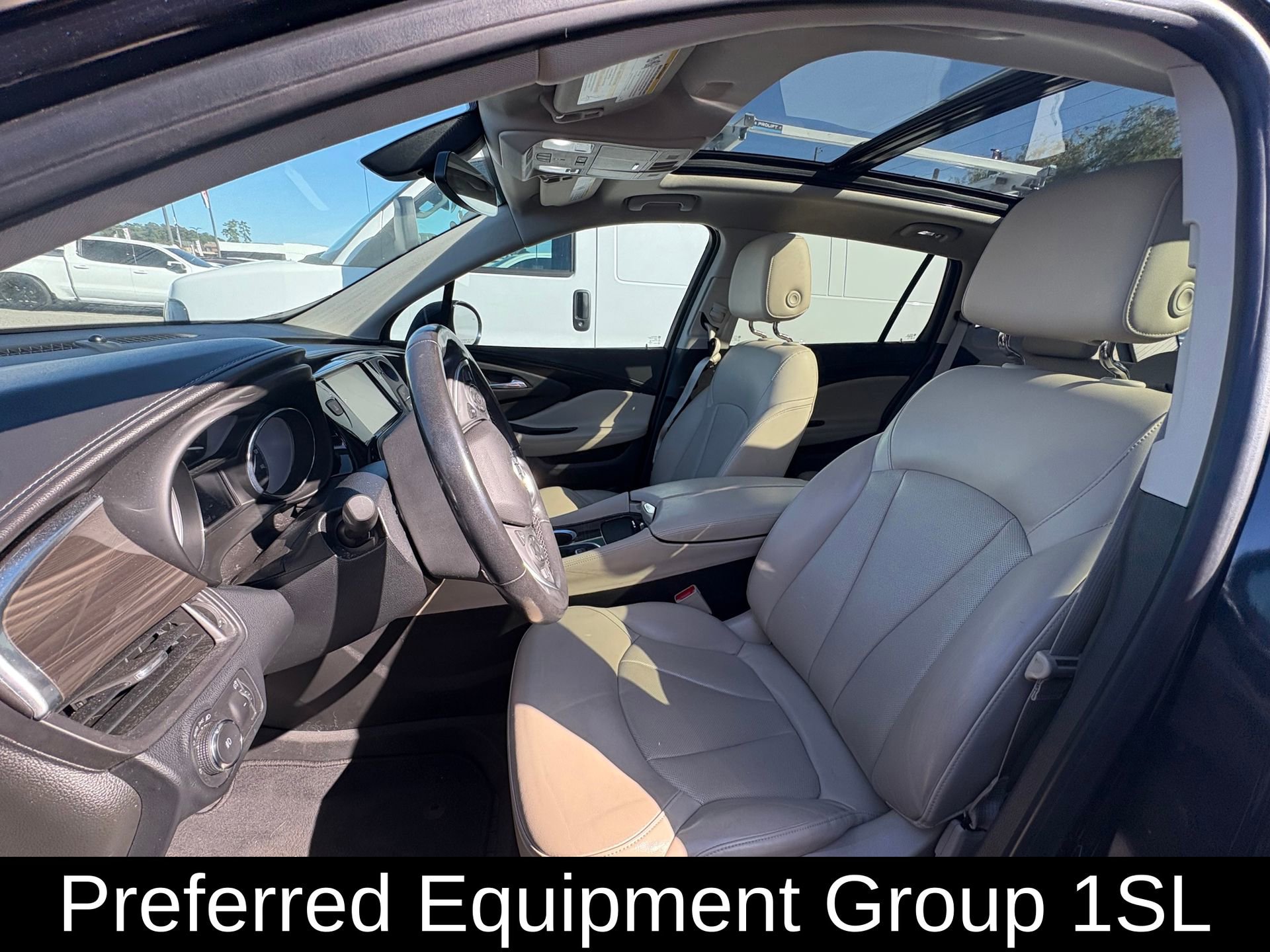 2020 Buick Envision Essence's photo