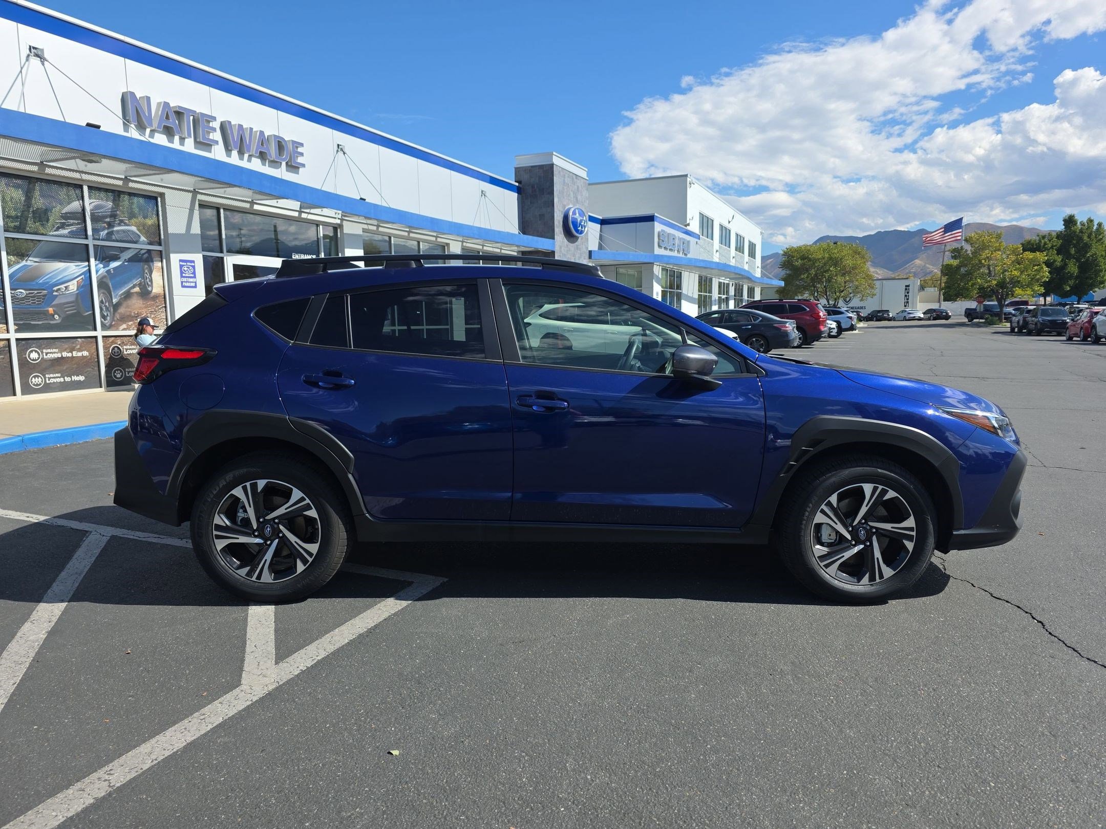2025 Subaru Crosstrek Premium photo 2