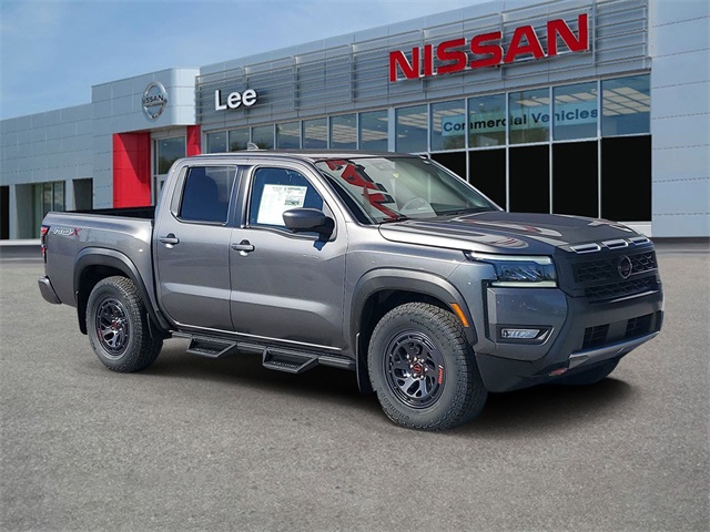 2026 Nissan Frontier PRO-X's photo