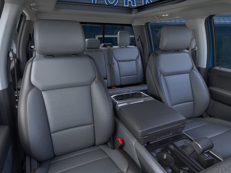 2025 Ford F-150 Lariat photo 9