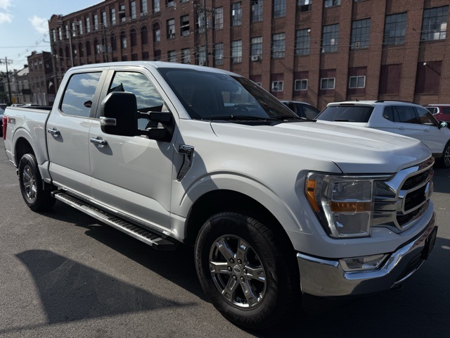 2022 Ford F-150 XLT photo 3