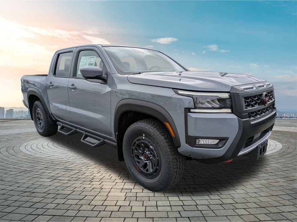 2026 Nissan Frontier PRO-4X's photo