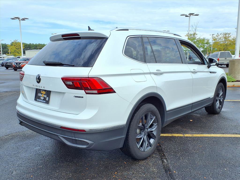 2022 Volkswagen Tiguan SE photo 10
