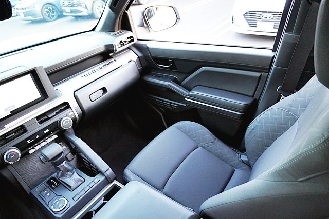 2024 Toyota Tacoma SR5 photo 20