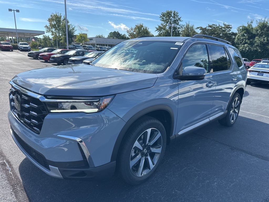 2025 Honda Pilot Touring photo 7