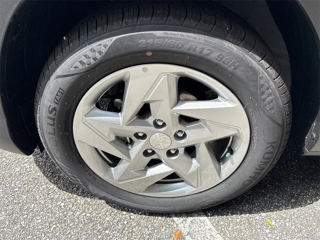 2026 Hyundai Kona SE photo 8