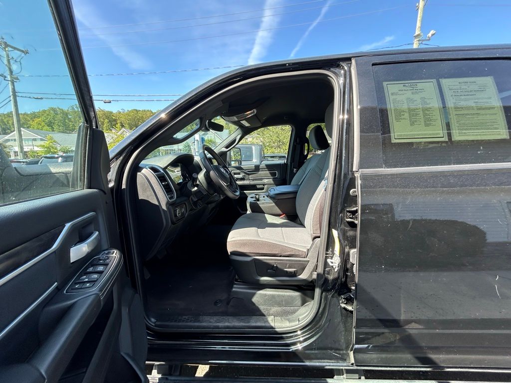 2024 Ram 2500 Big Horn photo 8