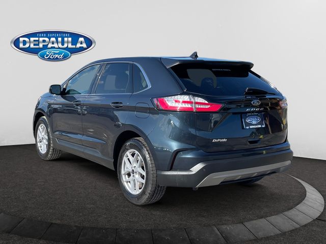 2024 Ford Edge SEL photo 3