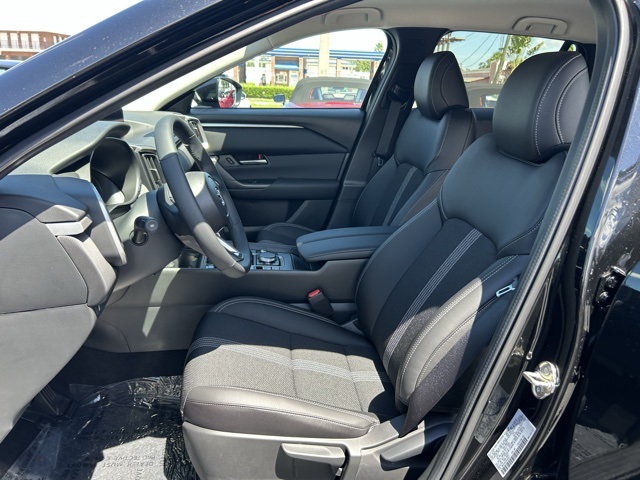 2025 Mazda CX-50 2.5 Select photo 8