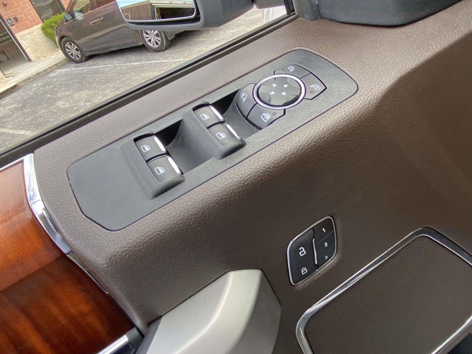2019 Ford F-150 King Ranch photo 7