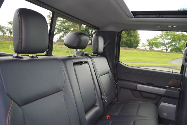 2025 Ford F-250 Lariat photo 32