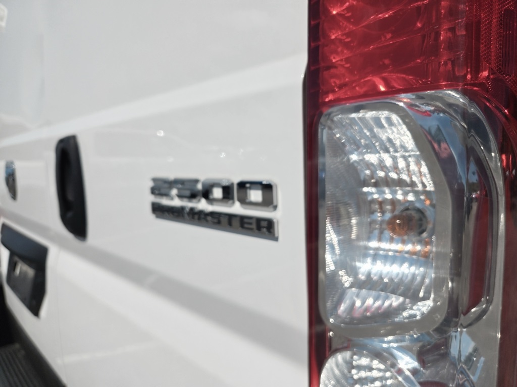 2023 Ram ProMaster 2500 photo 17