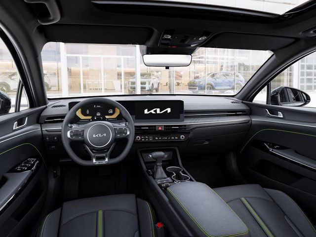 2026 Kia K5 GT photo 13