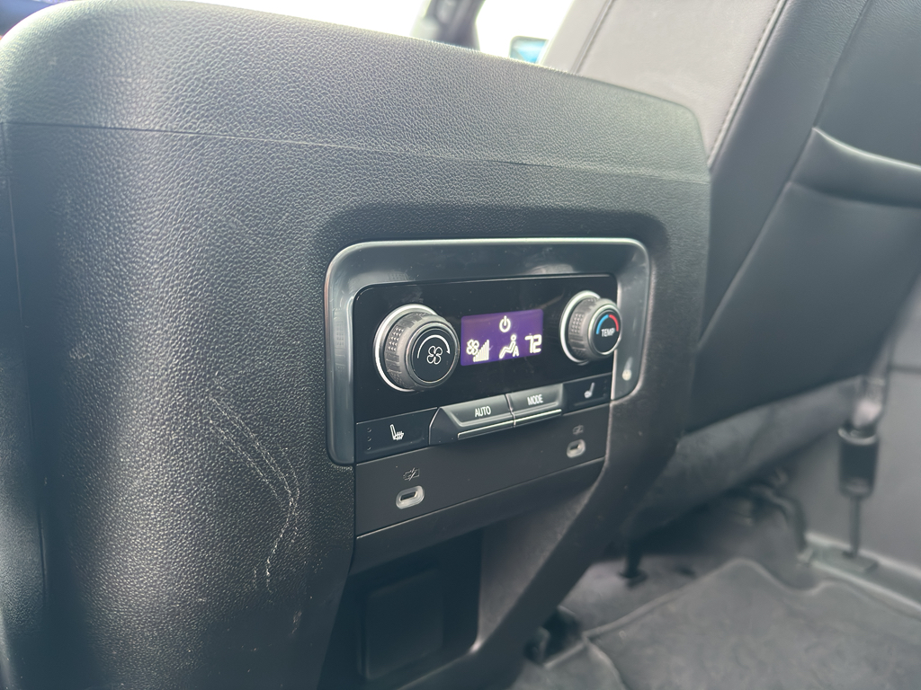 2021 Chevrolet Tahoe Premier photo 23