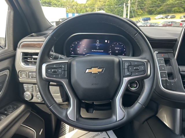 2023 Chevrolet Suburban LT photo 26