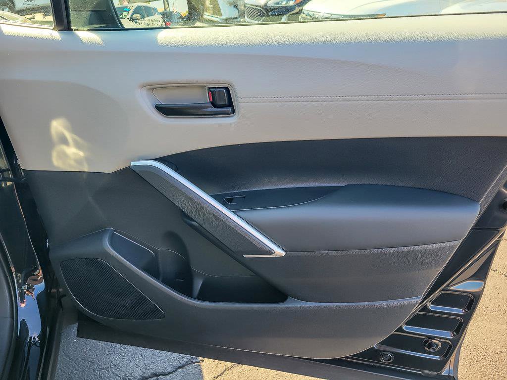 2025 TOYOTA COROLLA CROSS - Image 27