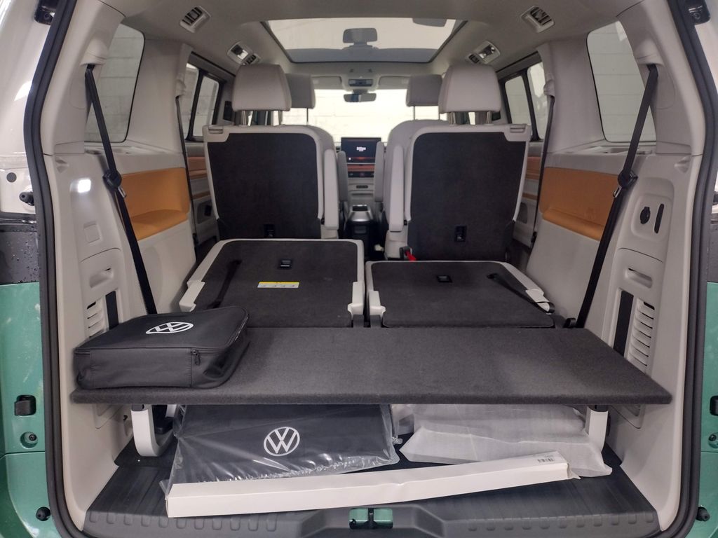 2025 Volkswagen ID. Buzz photo 16