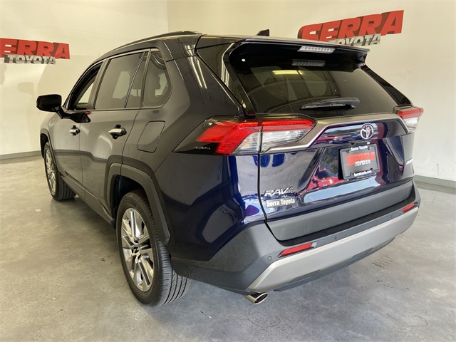 2022 Toyota RAV4 Limited photo 15