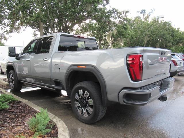2024 Gmc Sierra 2500 HD Denali photo 2
