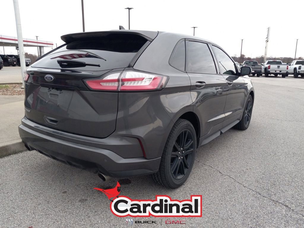 2020 Ford Edge SEL photo 4