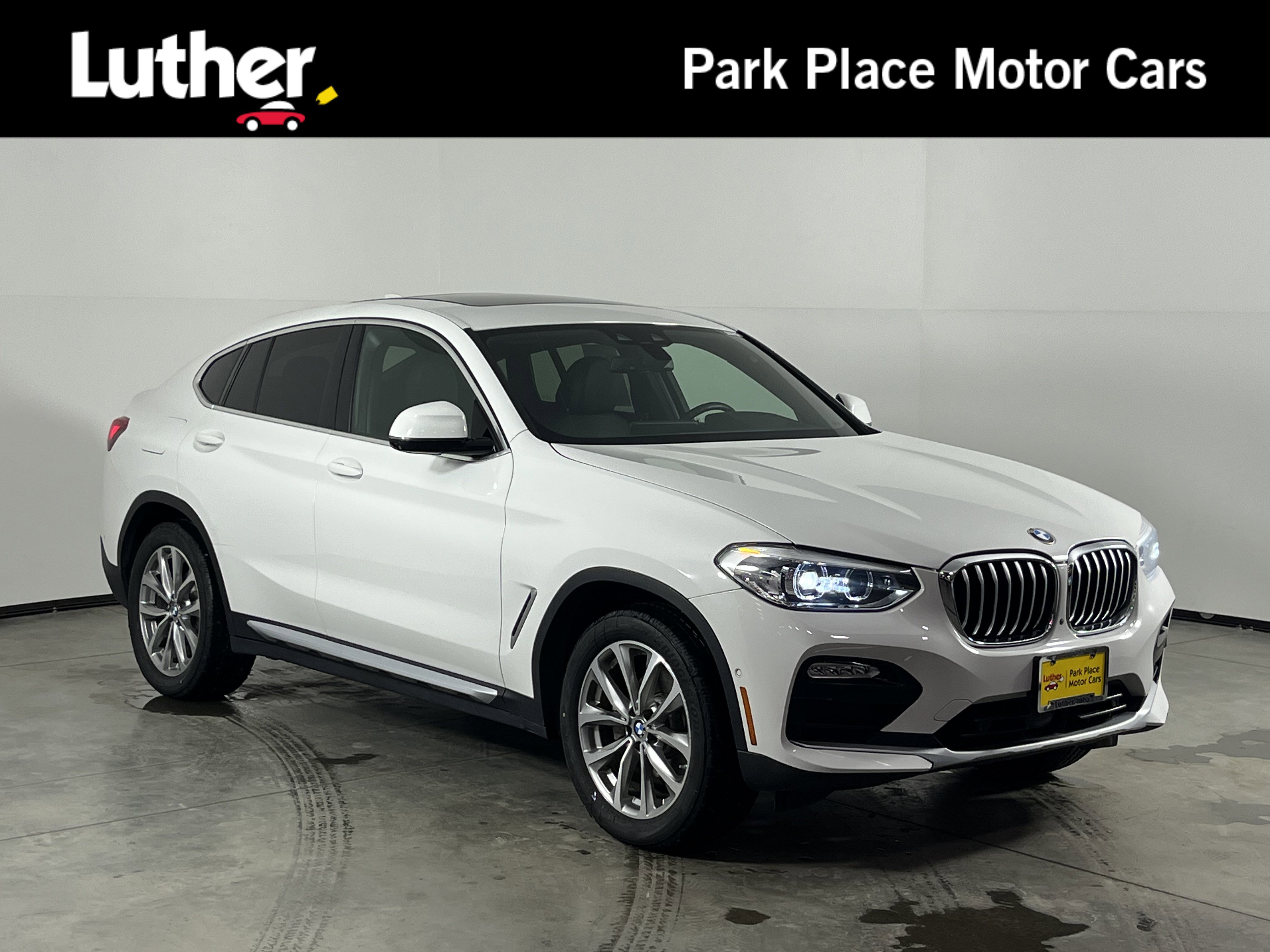 2019 BMW X4 xDrive30i's photo