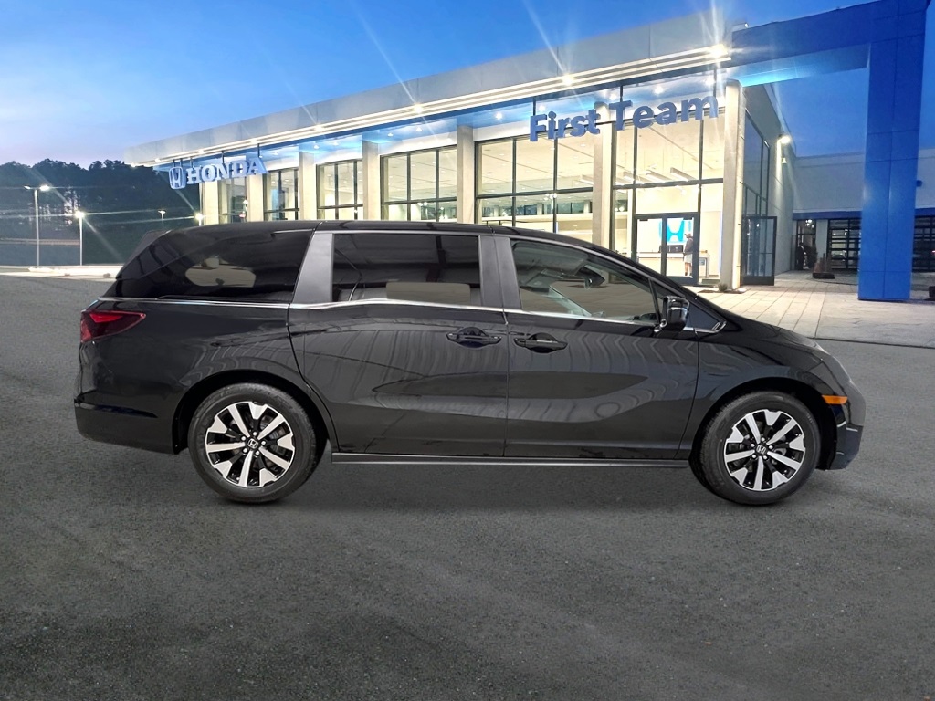2026 Honda Odyssey EX-L photo 4