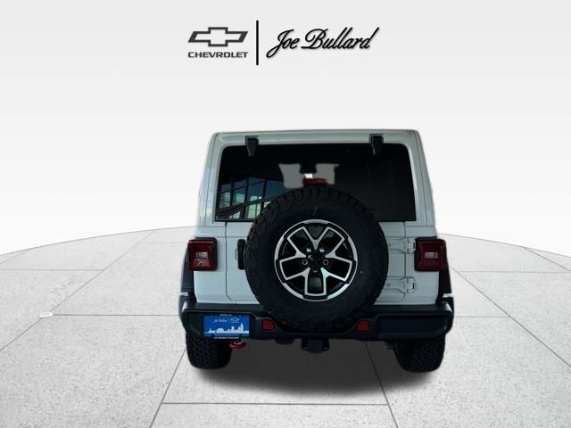2024 Jeep Wrangler Rubicon photo 7