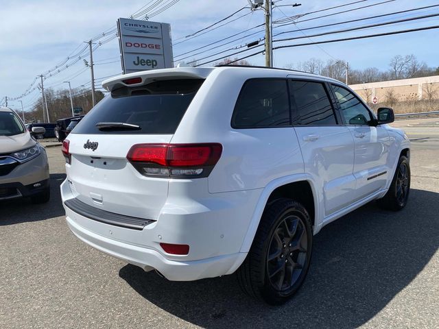 2021 Jeep Grand Cherokee Anniversary Edition photo 3