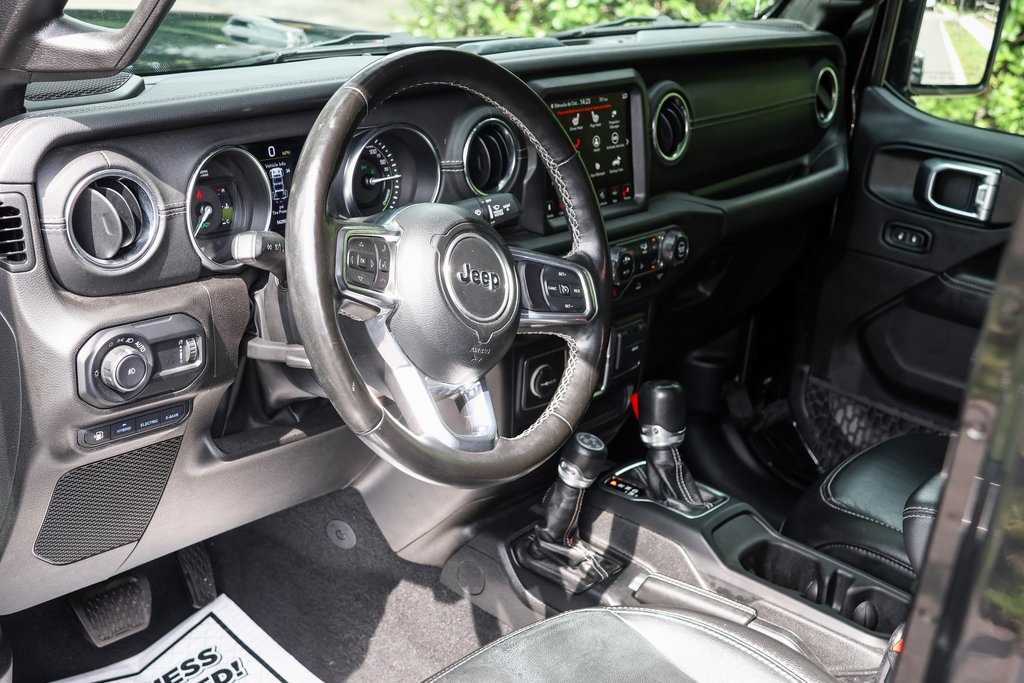2023 Jeep Wrangler Sahara 4xe photo 26