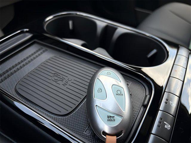2025 Hyundai Ioniq 5 SEL photo 27