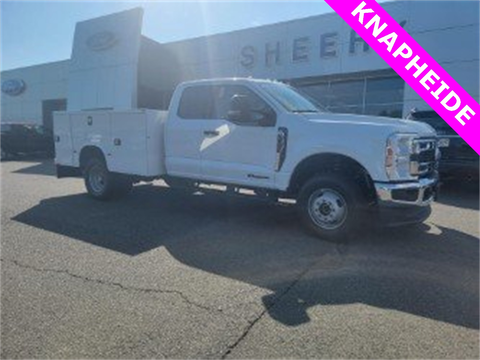 2025 Ford F-350 Super Duty Chassis Cab XL's photo